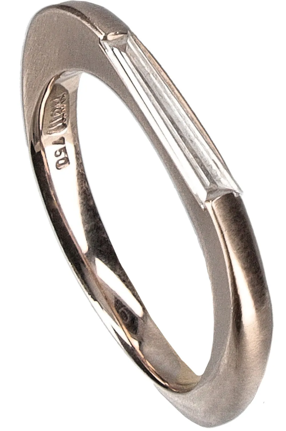 DOMEISEN Diamond Solitaire Baguette Ring