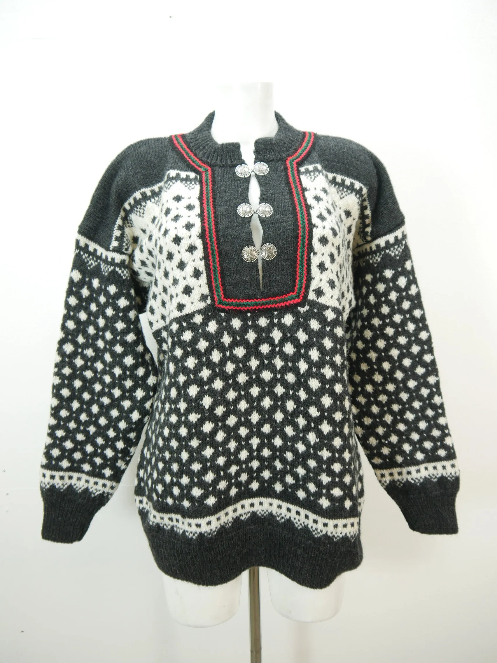 Handarbeit schwarz weiß mit Strickmuster klasse Herren Norweger Pullover Gr.50