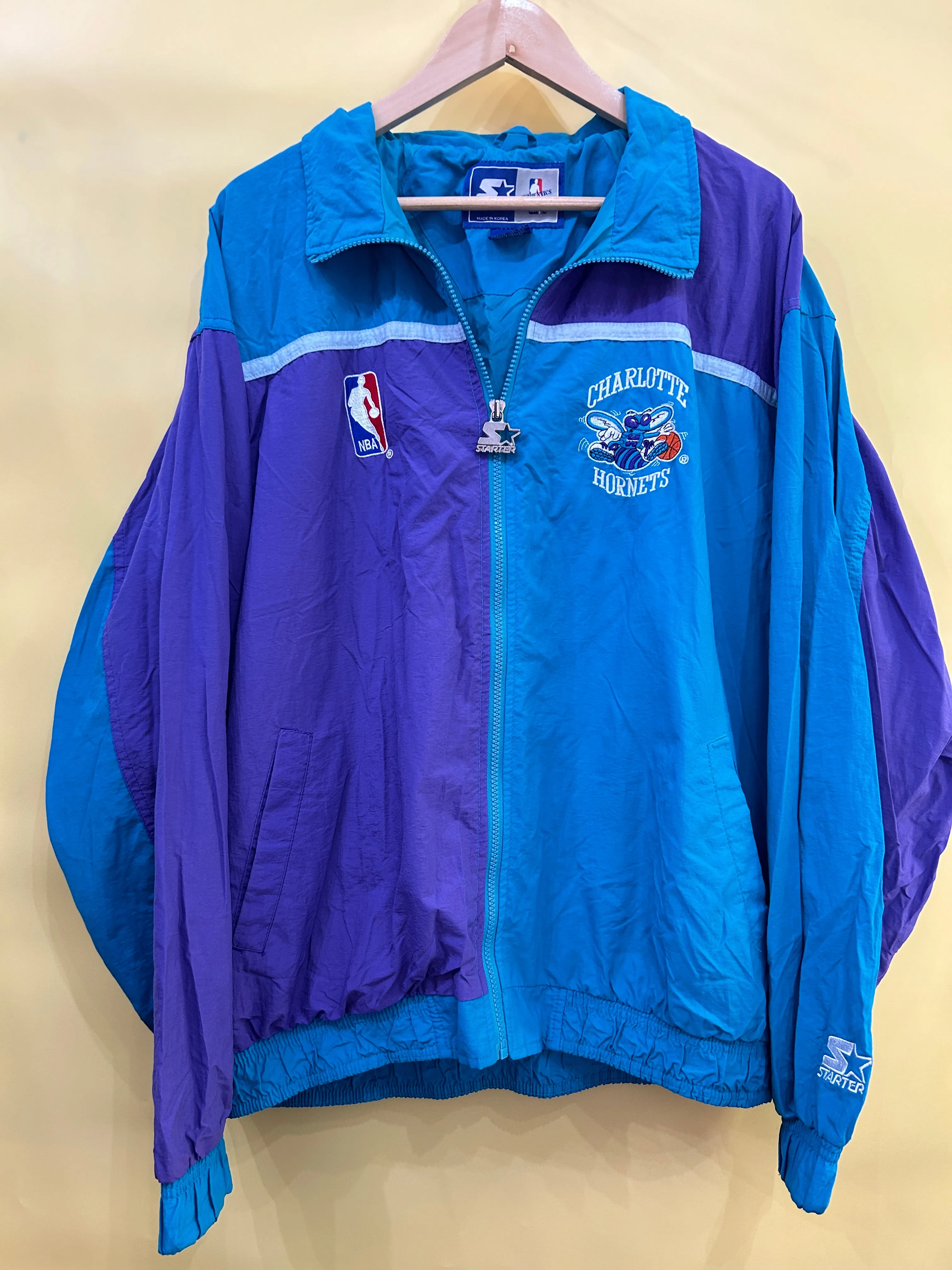 XL-XXL Vintage Charlotte Hornets NBA Track Jacket